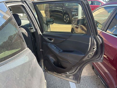 Used 2020 Subaru Forester Premium w/ Popular Package #1 AWD/4WD image 21