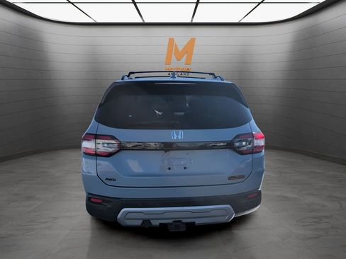 Certified 2023 Honda Pilot TrailSport image 4