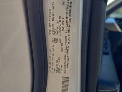 Used 2023 Jeep Grand Cherokee Laredo image 29