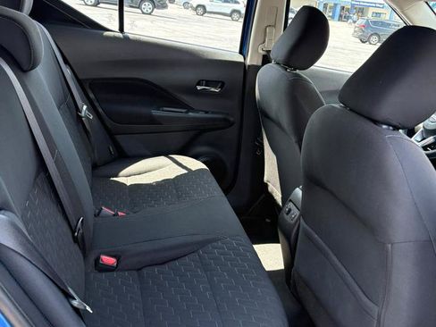 Used 2021 Nissan Kicks SV FWD image 15