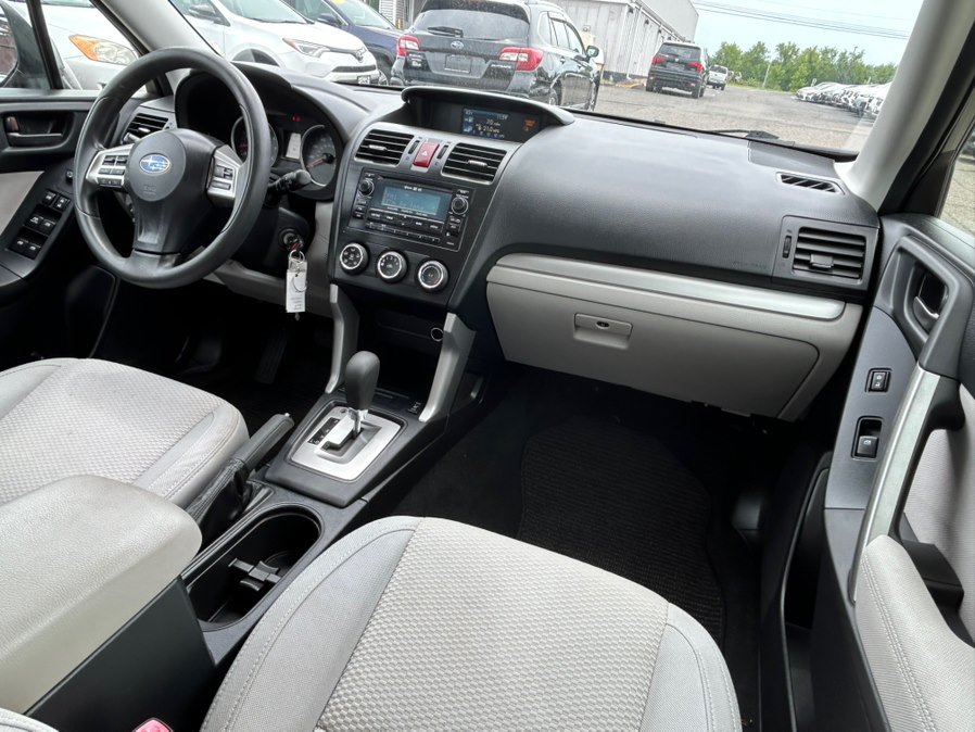Used 2015 Subaru Forester 2.5i Premium w/ All-Weather Package AWD/4WD image 22