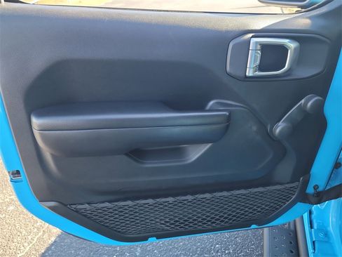 Used 2021 Jeep Wrangler Unlimited Willys image 13