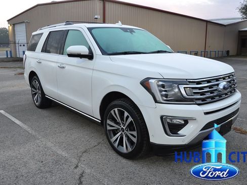 Used 2021 Ford Expedition Limited image 7