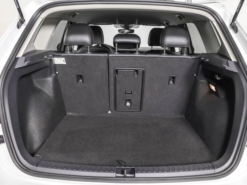 Used 2023 Volkswagen Taos SE w/ Black Wheel Package AWD/4WD image 36