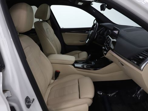Used 2019 BMW X3 xDrive30i w/ Premium Package image 11