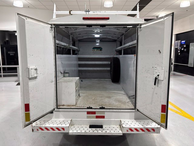 Used 2012 GMC Savana 3500 RWD image 18