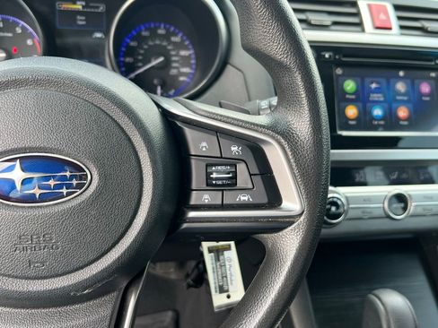 Used 2019 Subaru Outback 2.5i AWD/4WD image 30