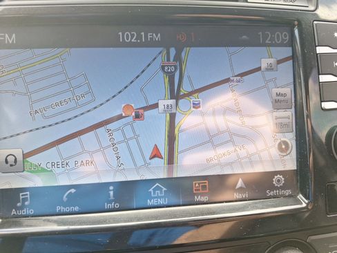 Used 2018 Nissan Maxima Platinum image 27