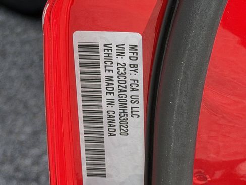 Used 2021 Dodge Challenger SXT RWD image 29