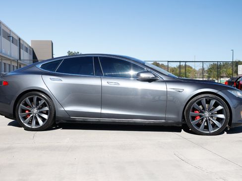 Used 2014 Tesla Model S P85D image 13