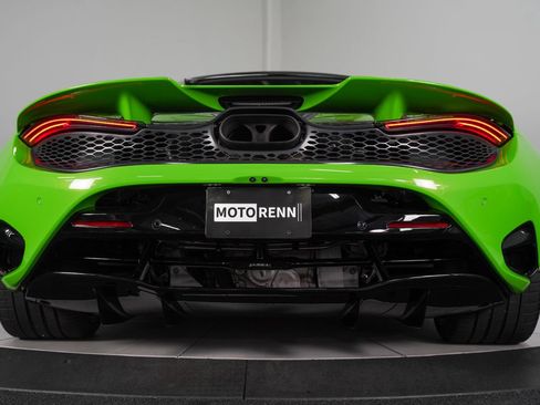Used 2024 McLaren 750S Spider RWD image 24