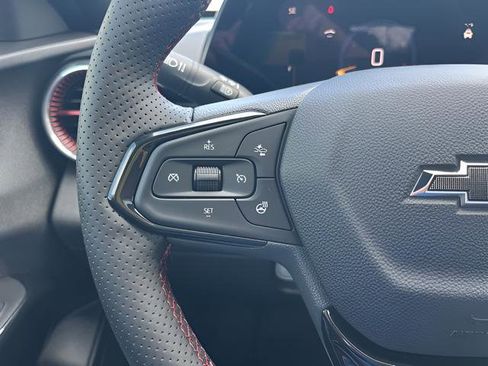 New 2026 Chevrolet Trax RS w/ Sunroof Package image 18