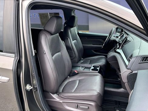 Used 2019 Honda Odyssey Touring image 30