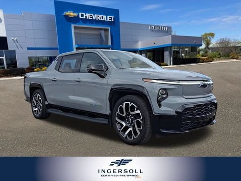 Used 2025 Chevrolet Silverado EV RST AWD/4WD image 1