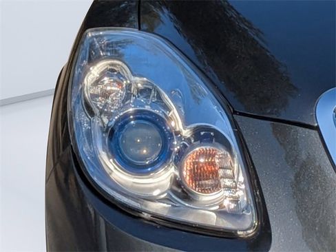 Used 2012 Buick Enclave Leather image 9