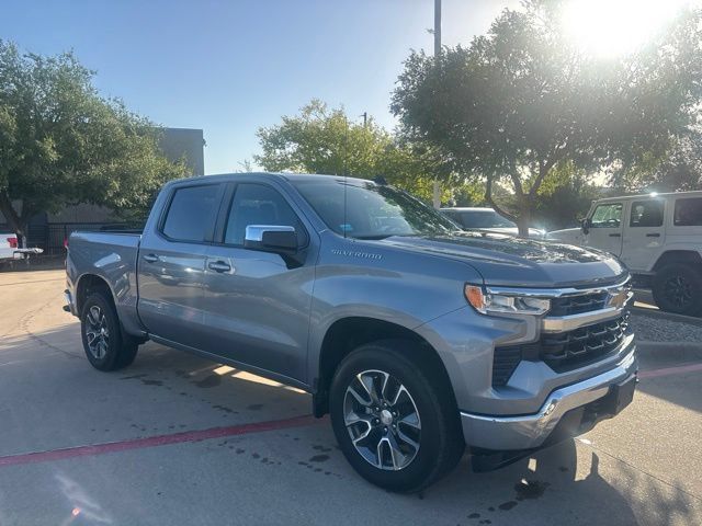 Used 2023 Chevrolet Silverado 1500 LT AWD/4WD image 3