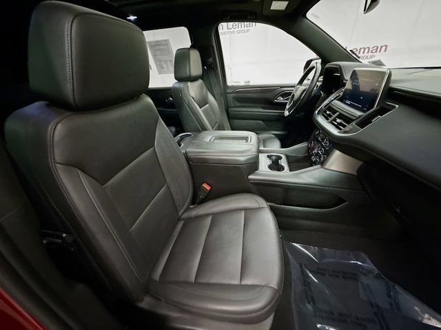 Used 2022 Chevrolet Tahoe Z71 w/ Luxury Package AWD/4WD image 32