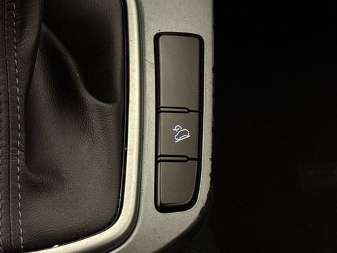 Used 2021 Kia Seltos S FWD image 29
