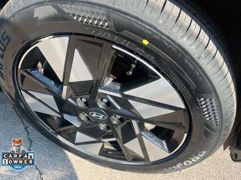 Used 2024 Hyundai Kona SEL FWD image 37