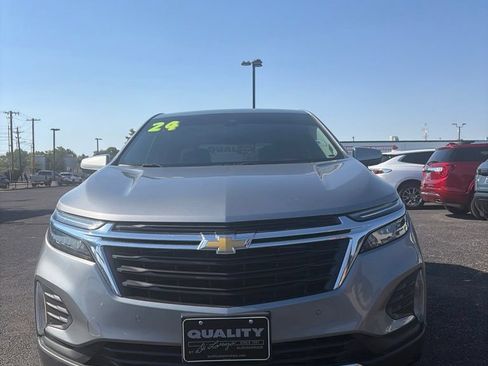 Used 2024 Chevrolet Equinox LT AWD/4WD image 1