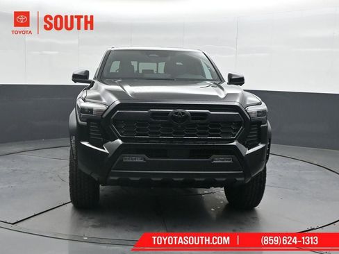 New 2026 Toyota Tacoma TRD Off-Road w/ TRD Off Road Premium Package image 5