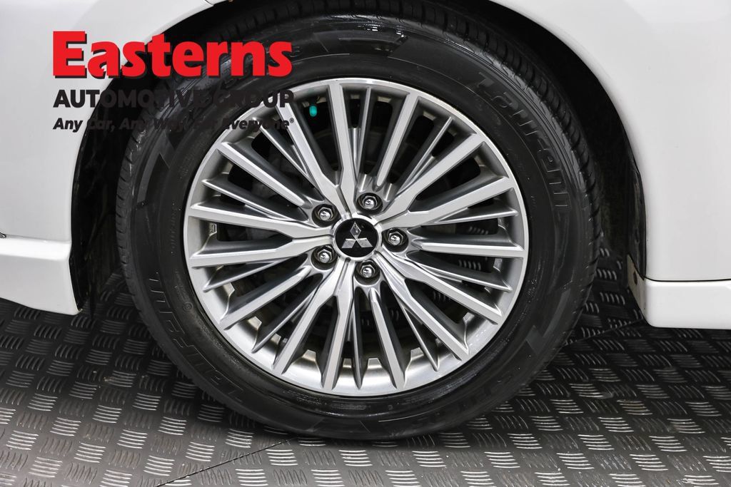 Used 2020 Mitsubishi Outlander SEL AWD/4WD image 33