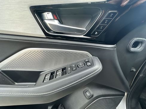 Used 2023 Acura MDX FWD w/ Technology Package image 42