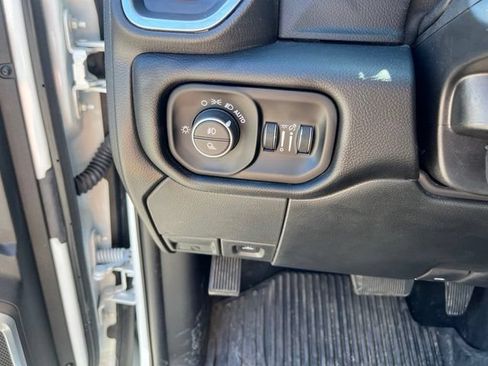 Used 2024 RAM 3500 Laramie AWD/4WD image 23