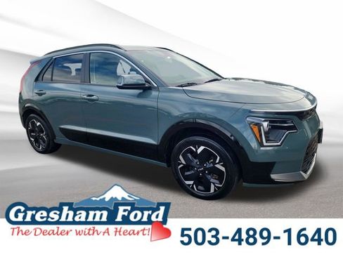 Used 2023 Kia Niro Wind w/ Wind Preserve Package FWD image 8