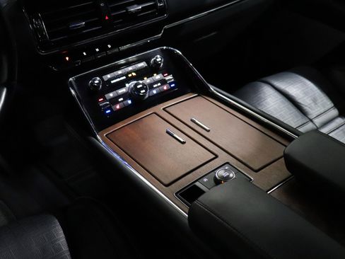 Used 2024 Lincoln Navigator L Black Label image 38