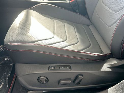 New 2026 Volkswagen Jetta GLI Autobahn FWD image 13