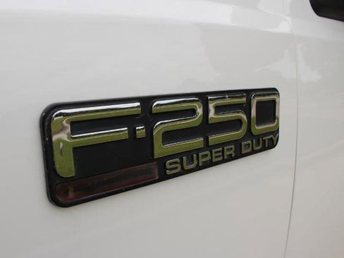 Used 2004 Ford F250 XLT AWD/4WD image 24