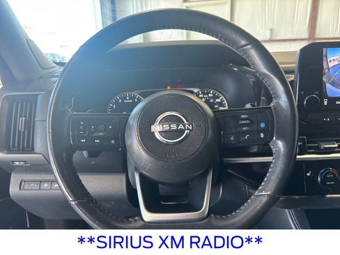 Used 2024 Nissan Pathfinder SL w/ SL Premium Package FWD image 13