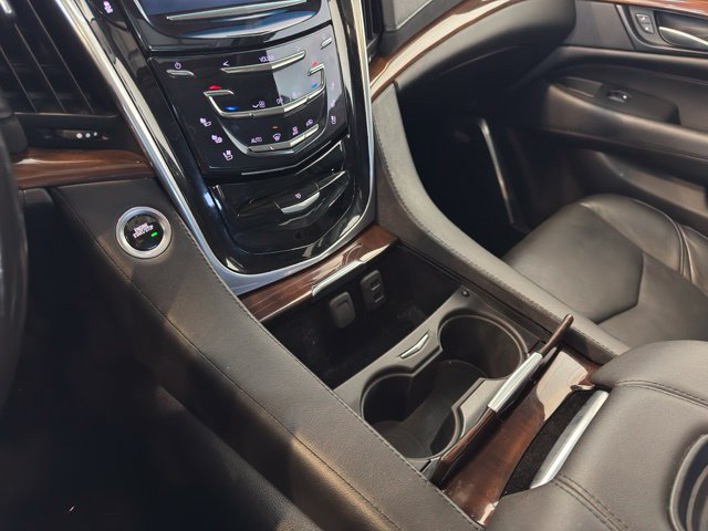 Used 2019 Cadillac Escalade Premium Luxury AWD/4WD image 23