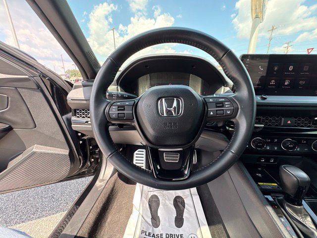 Used 2025 Honda Accord Sport image 13