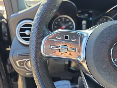 Used 2022 Mercedes-Benz GLC 300 image 20