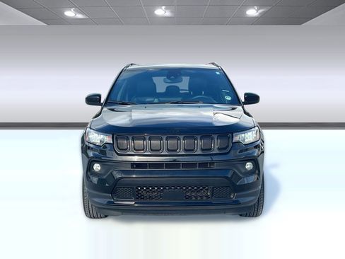 Used 2022 Jeep Compass Altitude w/ Sun and Sound Group image 6