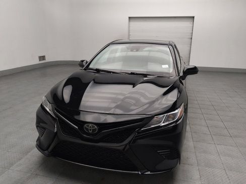 Used 2020 Toyota Camry SE image 15