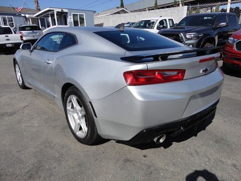 Used 2016 Chevrolet Camaro LT RWD image 7