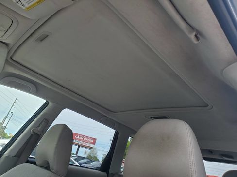 Used 2012 Subaru Forester 2.5X Premium w/ All-Weather Pkg image 11