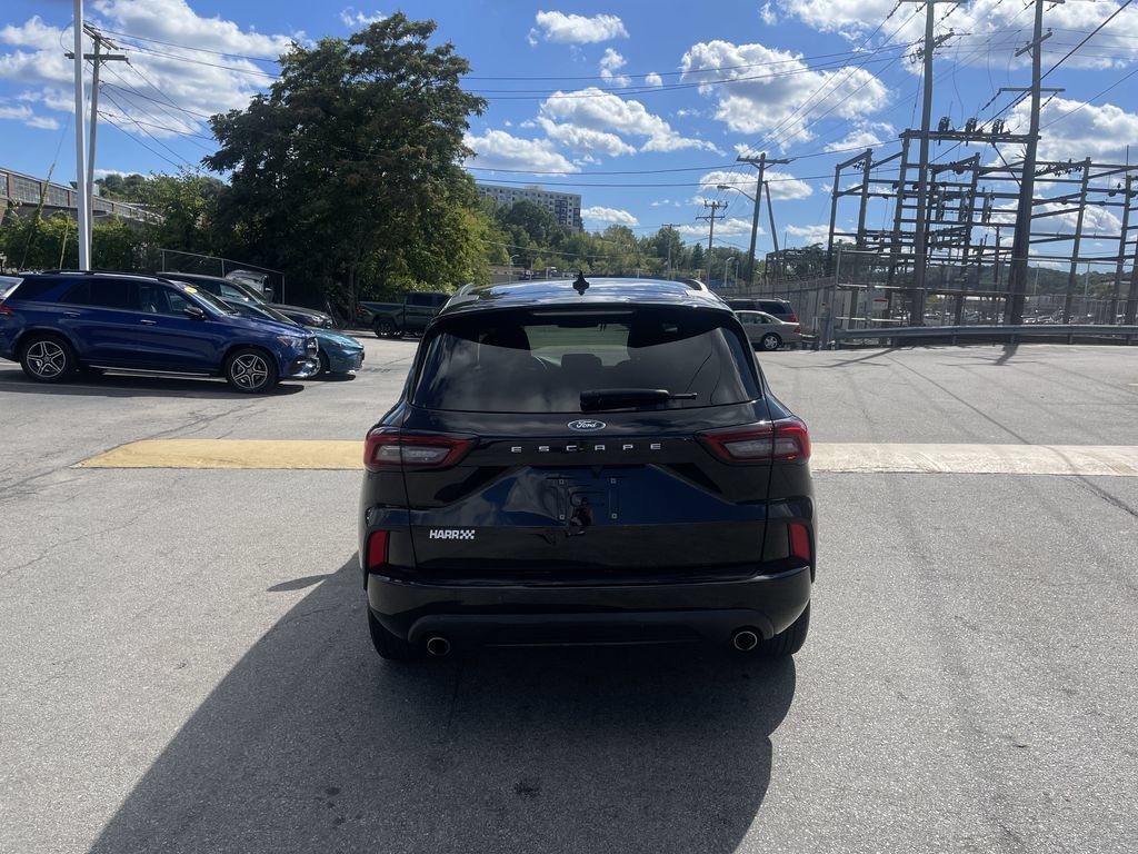 Used 2024 Ford Escape ST-Line FWD image 4