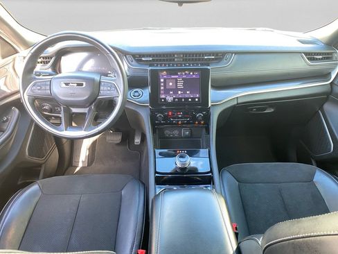 Used 2021 Jeep Grand Cherokee L Laredo RWD image 14
