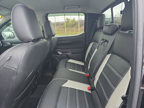 Used 2024 Ford Ranger XLT w/ Trailer Tow Package image 9