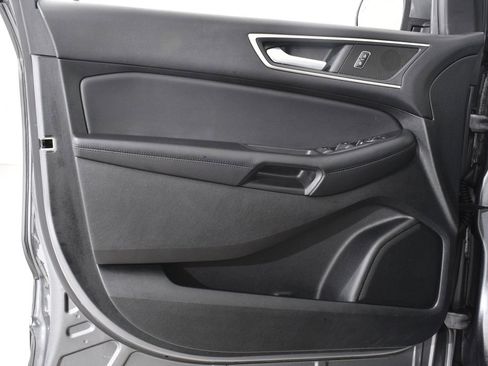 Used 2022 Ford Edge SEL w/ Convenience Package image 25