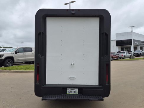 Used 2025 Chevrolet Brightdrop 600 AWD/4WD image 5