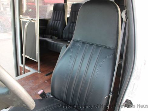 Used 2016 Ford E-450 and Econoline 450 Super Duty w/ Shuttle Bus Prep Package image 6