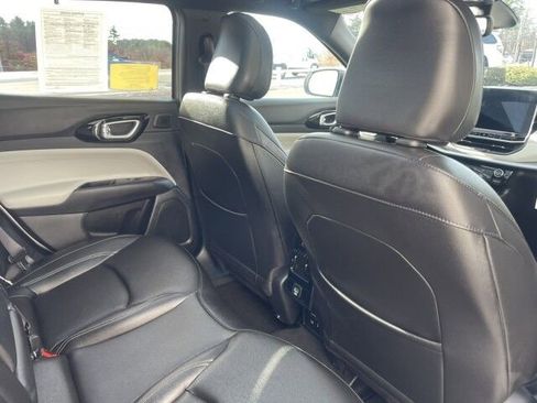 Used 2025 Jeep Compass Limited w/ Sun & Sound Group image 13