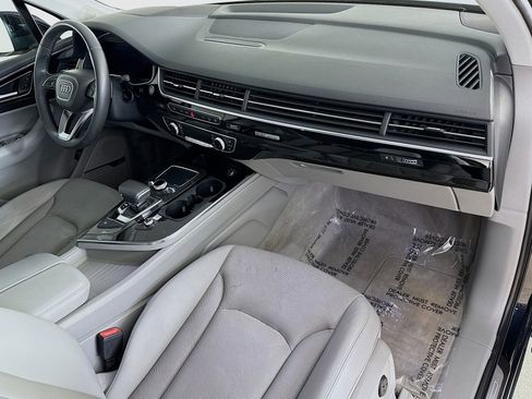 Used 2017 Audi Q7 3.0T Prestige w/ Prestige Package image 31