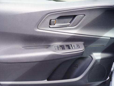 New 2026 Toyota Prius SE image 19