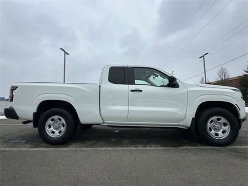 Used 2024 Nissan Frontier S w/ Technology Package image 3